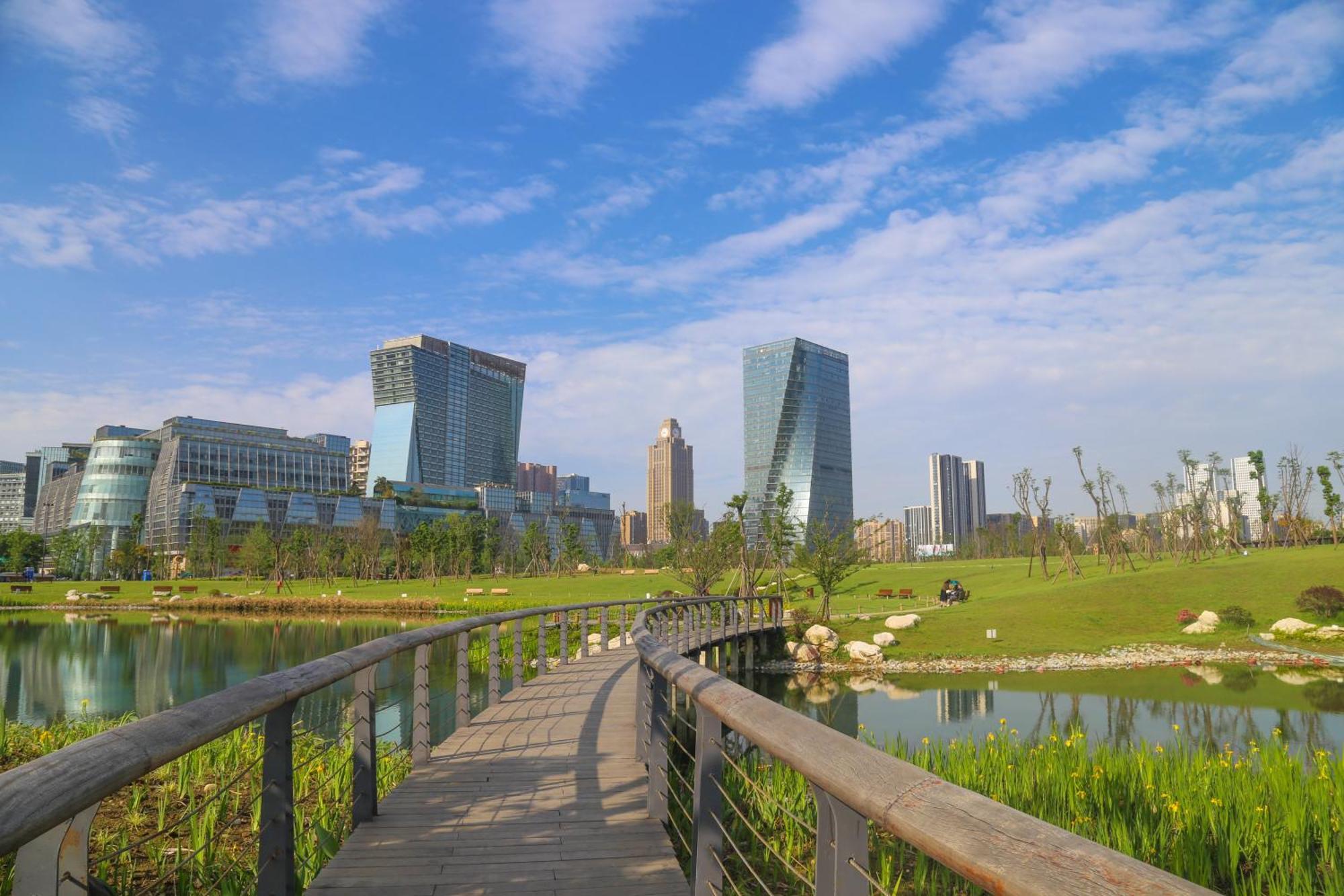 홀리데이 인 청두 센추리 시티 웨스트 외부 사진